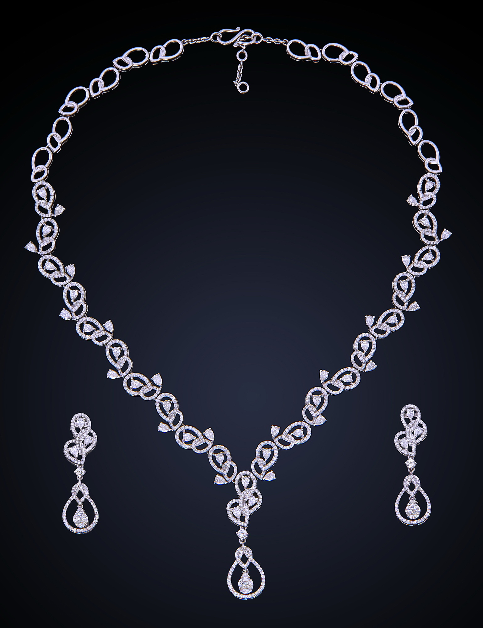 Classic designer necklace by Diya Jewel